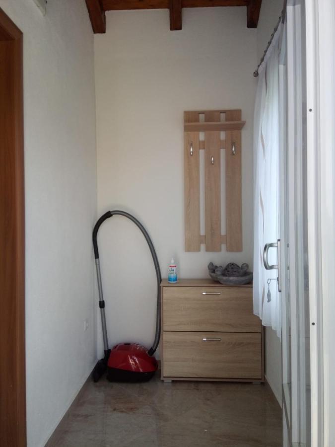 Apartman Karmen Gospic Exterior photo